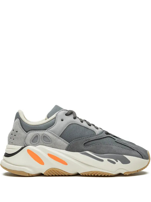 Yeezy Boost 700 - Magnet