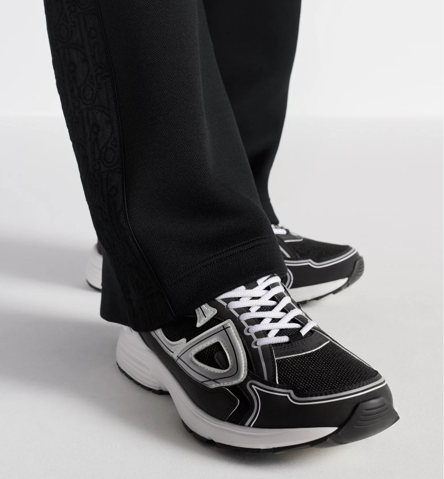 Dior B30 - Black & White